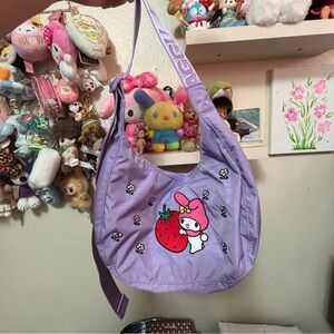 NWT BAGGU Medium Nylon Crescent Bag My Melody